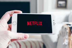 Netflix отчитался о росте аудитории на 8 % за год