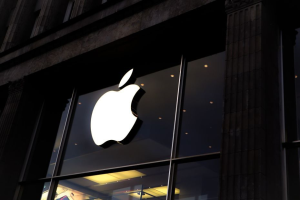 Apple получила первый штраф за запрещенную информацию