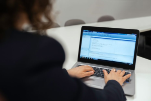 Переход на отечественные ERP-системы: бизнес не торопится