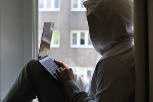 Прокуратуре мешают белые хакеры