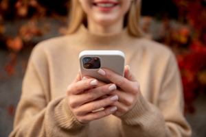 ФАС потребовала от Apple объяснить позицию по вопросу бесконтактной оплаты в РФ
