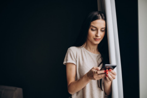 «Авито» вновь доступно в App Store