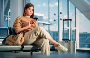 Клиенты Т2 могут открыть карты Visa и Mastercard банков СНГ