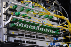 Ericsson повышает цены на сетевое оборудование из-за подорожавших ИИ-компонентов