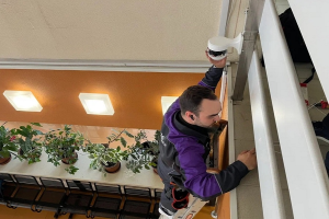 «Ростелеком» в Петербурге завершает монтаж систем видеонаблюдения для выборов в Госдуму